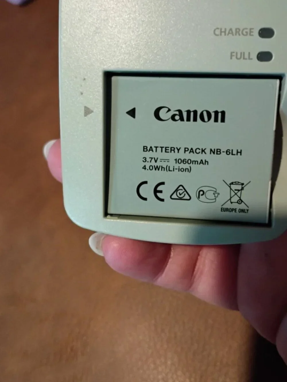 Canon CB-2LY Battery Charger w/ NB-6LH Battery Untested Battery Works